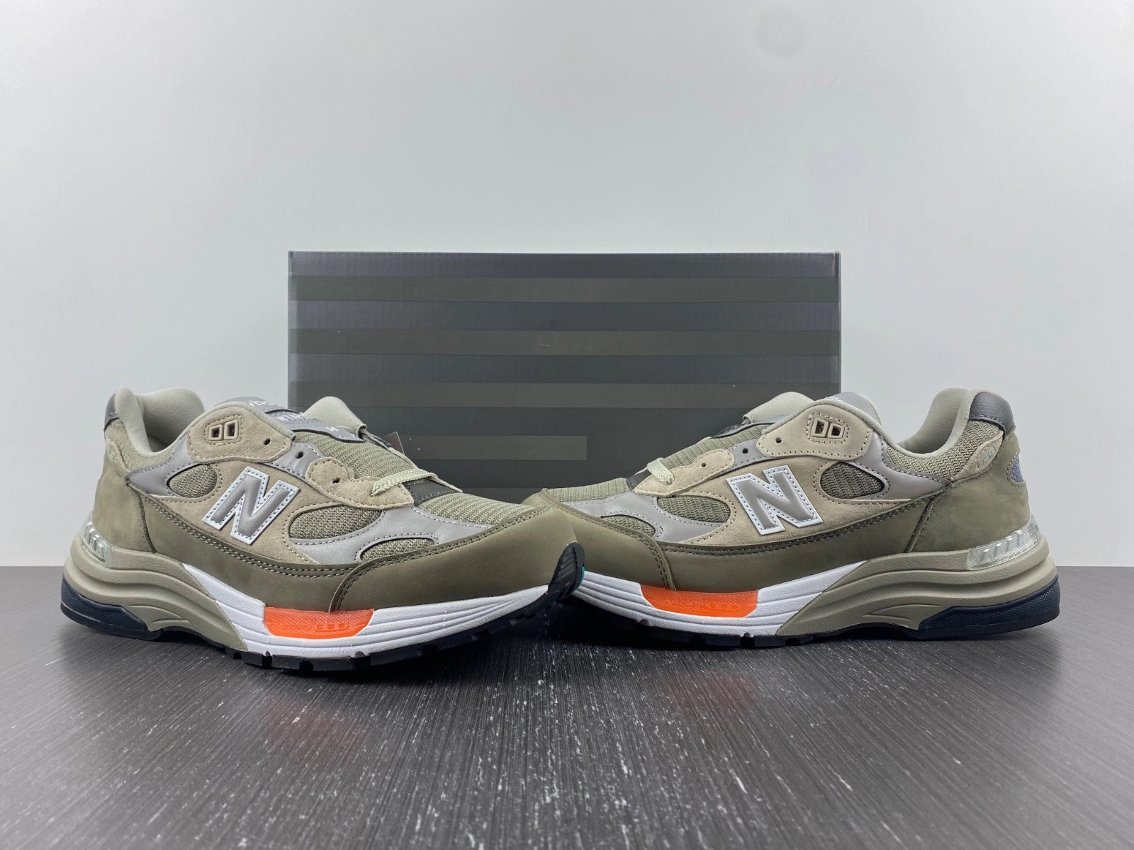 New Balance 992 WTAPS - M992WT