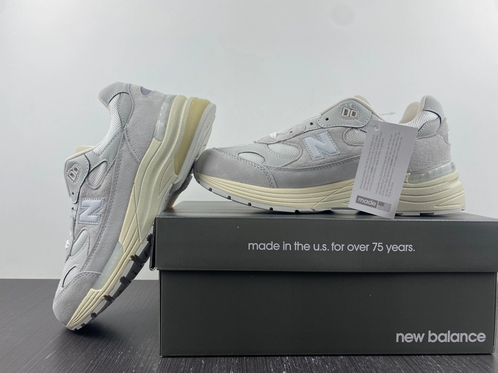 New Balance 992 White Silver   Nimbus Cloud M992MD