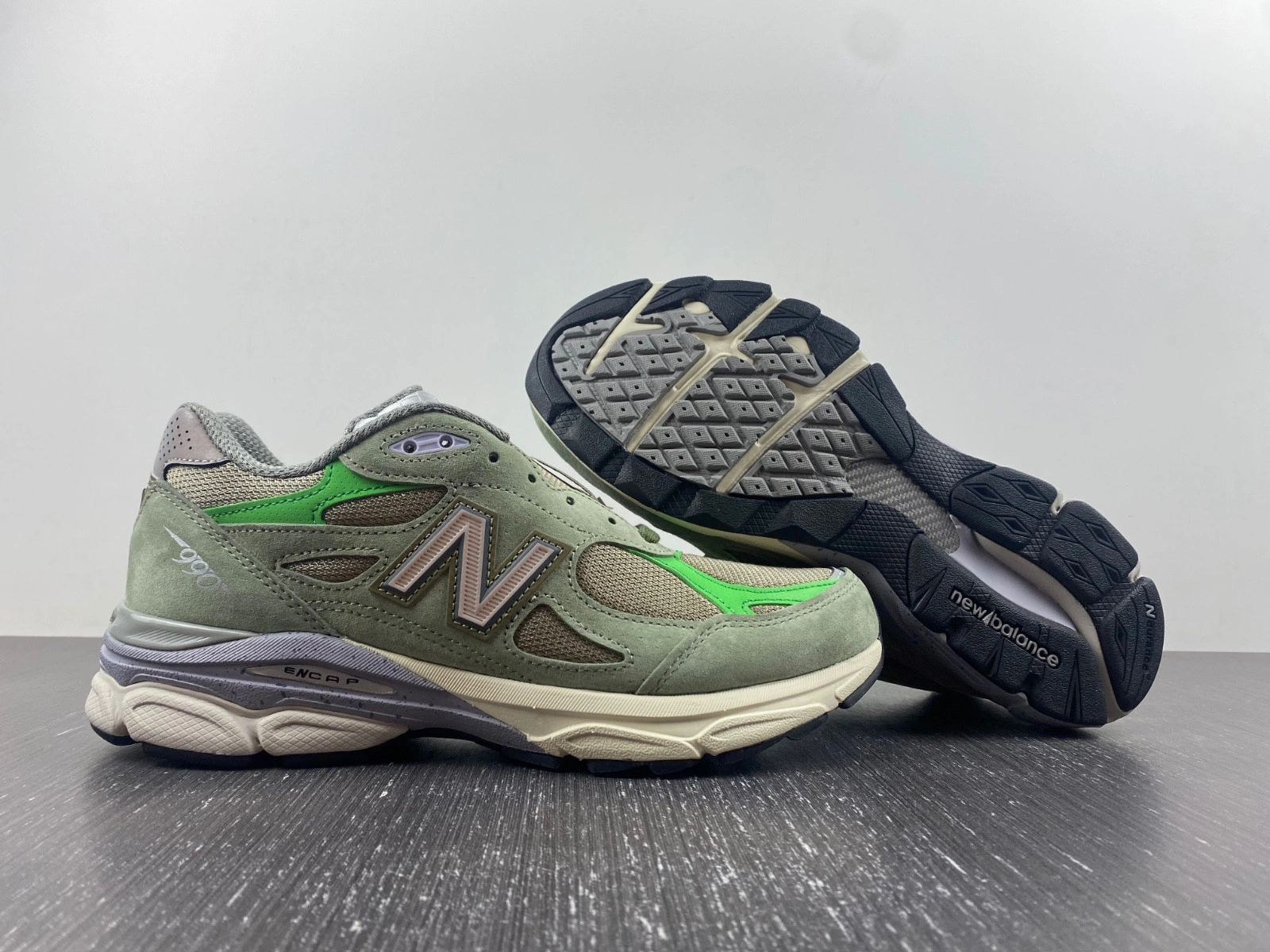 New Balance x Patta M990PP3