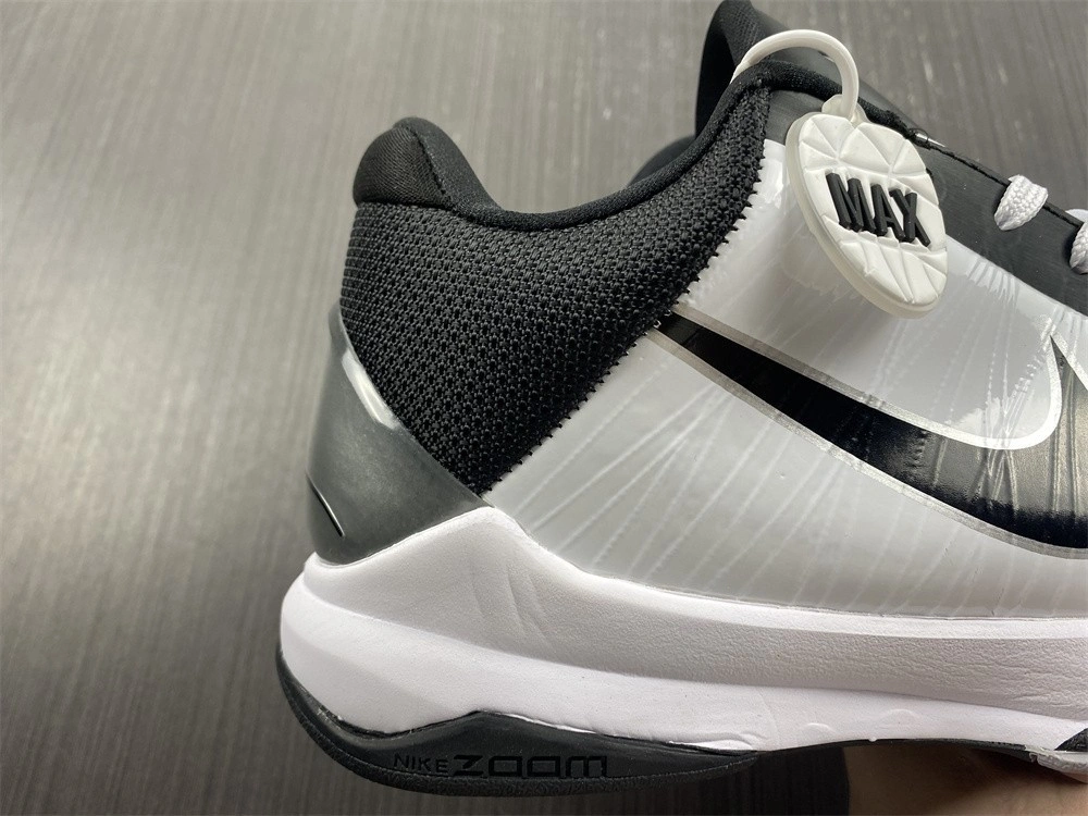 Nike  Zoom Kobe 5 TB 'White Black'    407710-100