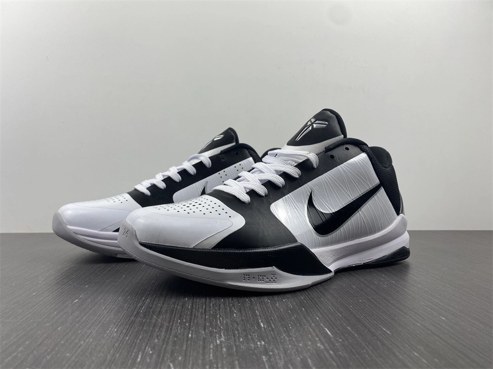 Nike  Zoom Kobe 5 TB 'White Black'    407710-100
