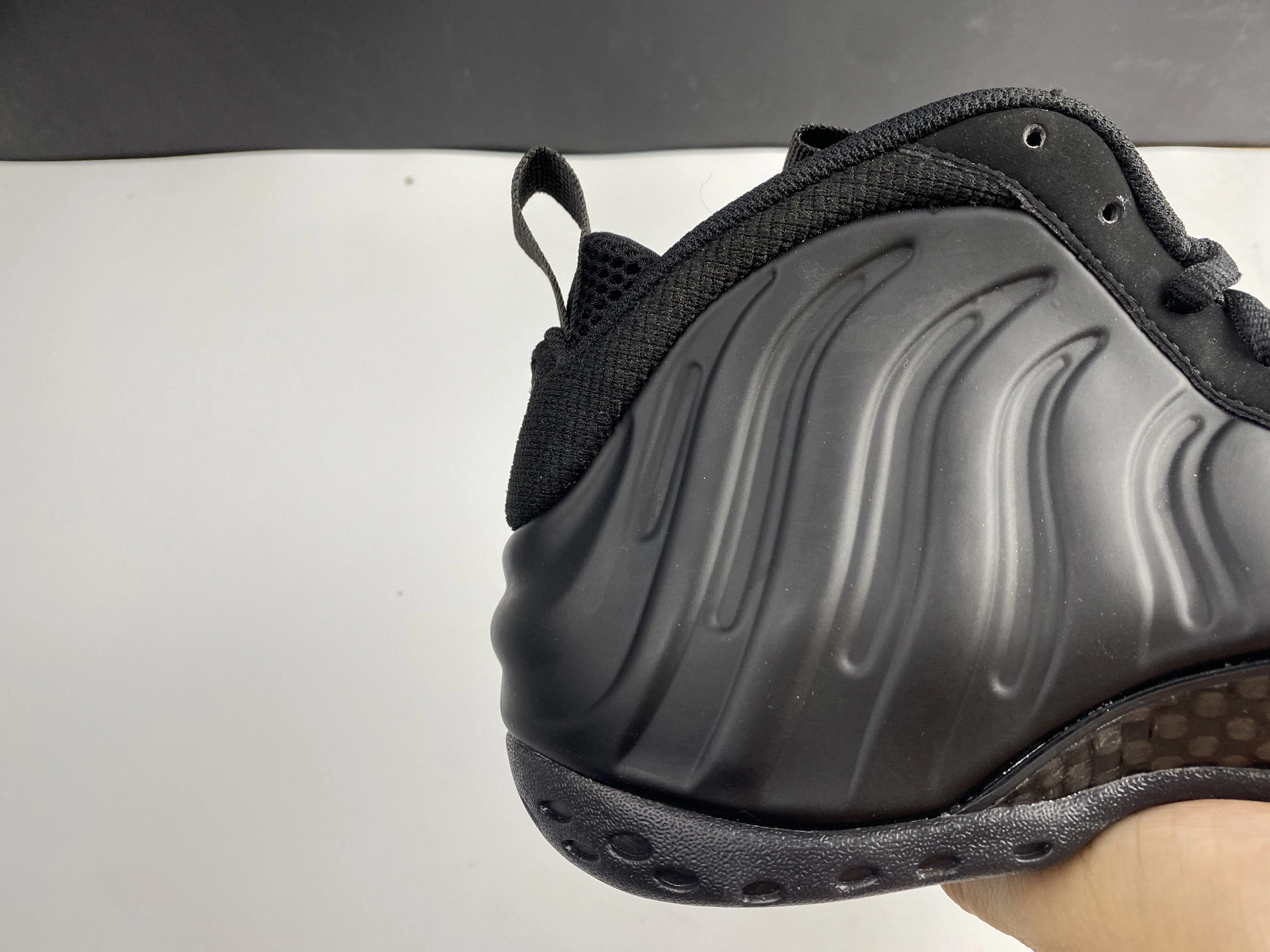 Nike Air Foamposite One 'Black'  314996-001