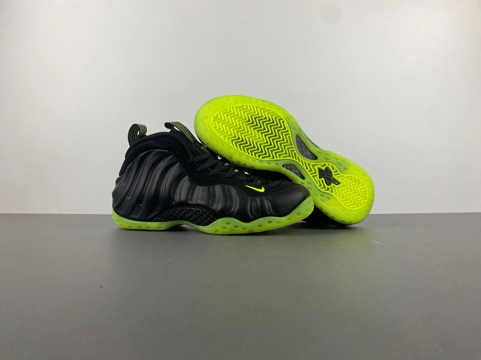 Nike Air Foamposite One Black Volt Men's - HF2902-001