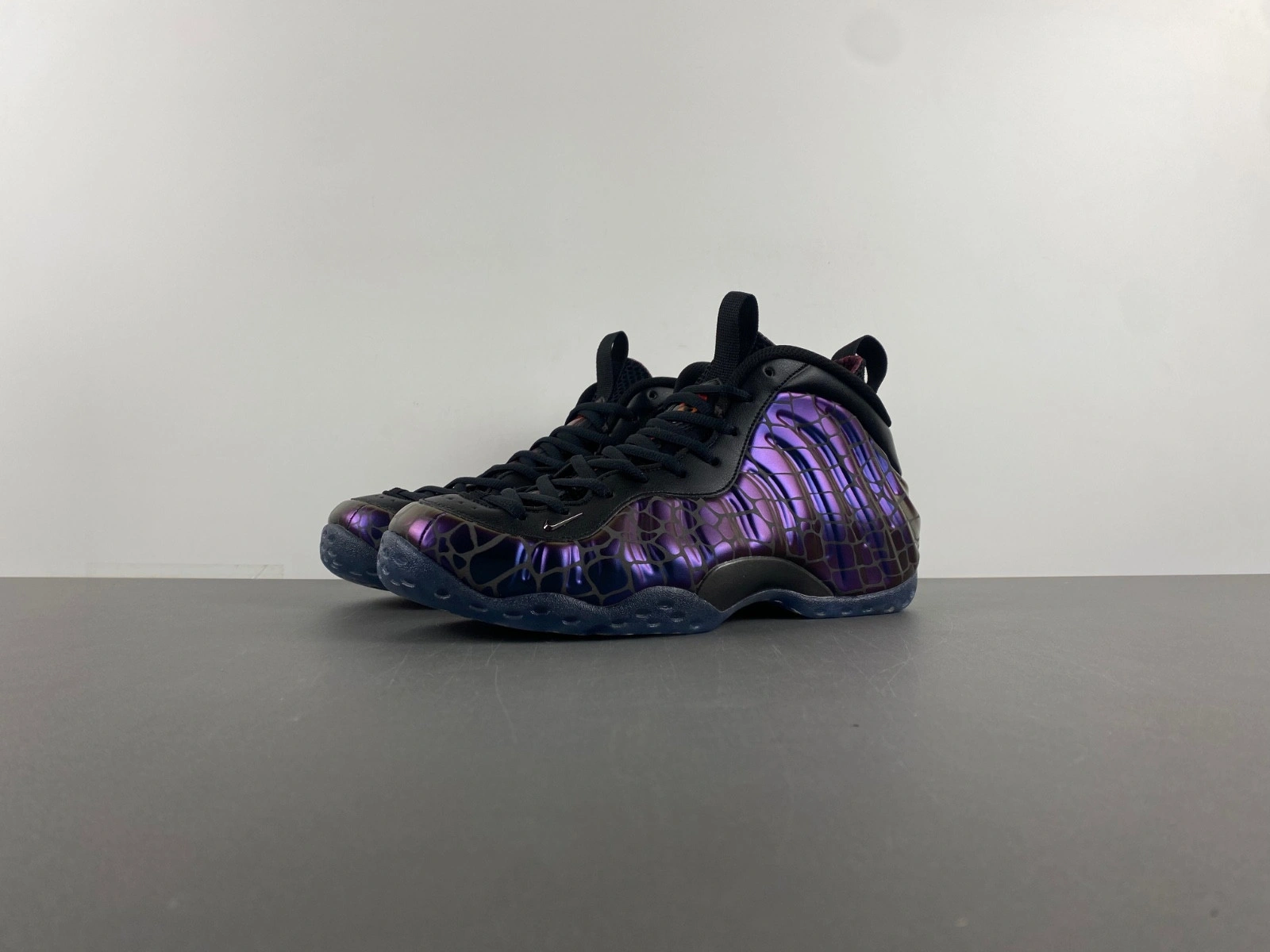 Nike Air Foamposite One Tekken 8 Kazuya Mishima  FQ9050-400