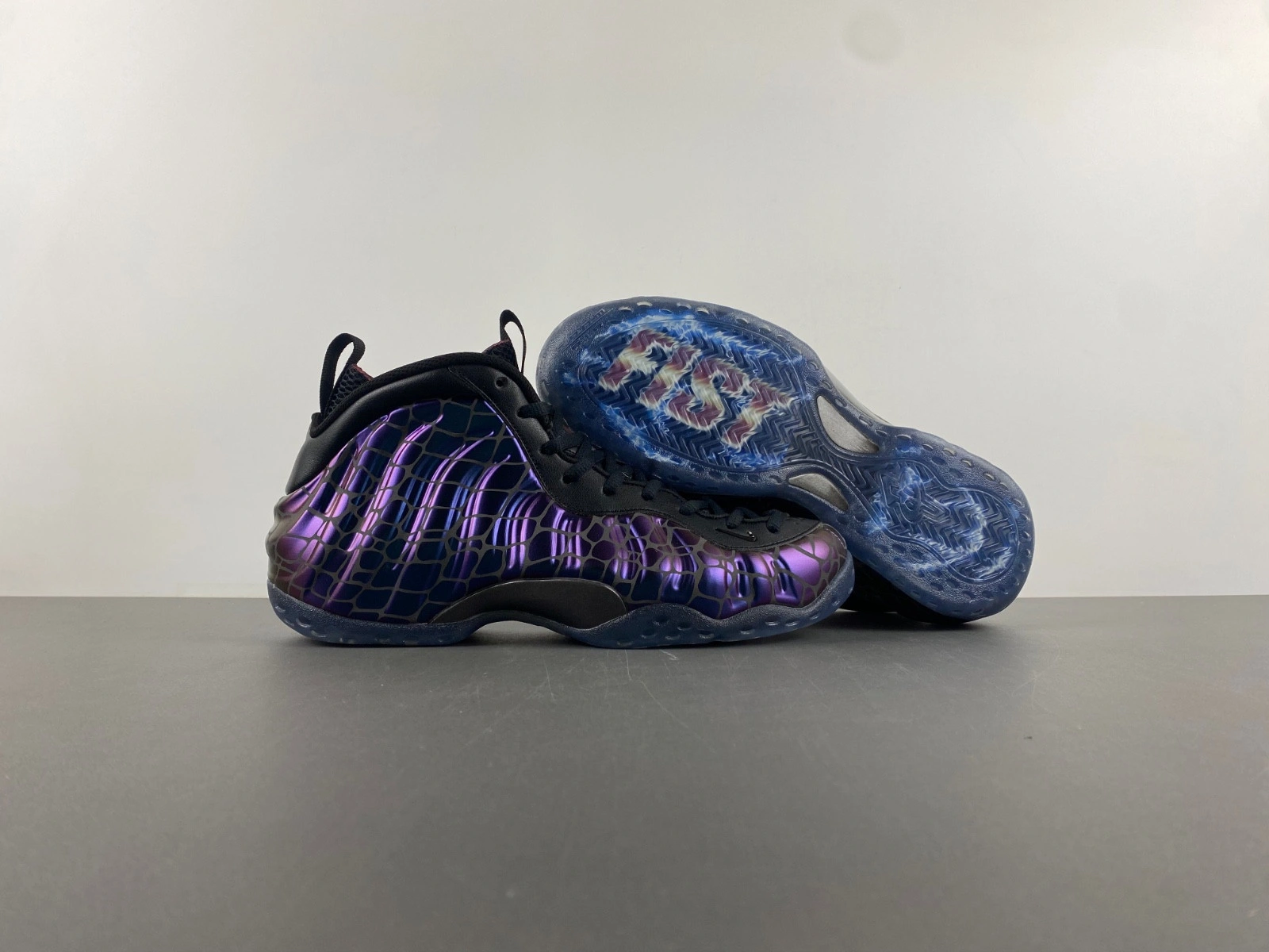Nike Air Foamposite One Tekken 8 Kazuya Mishima  FQ9050-400