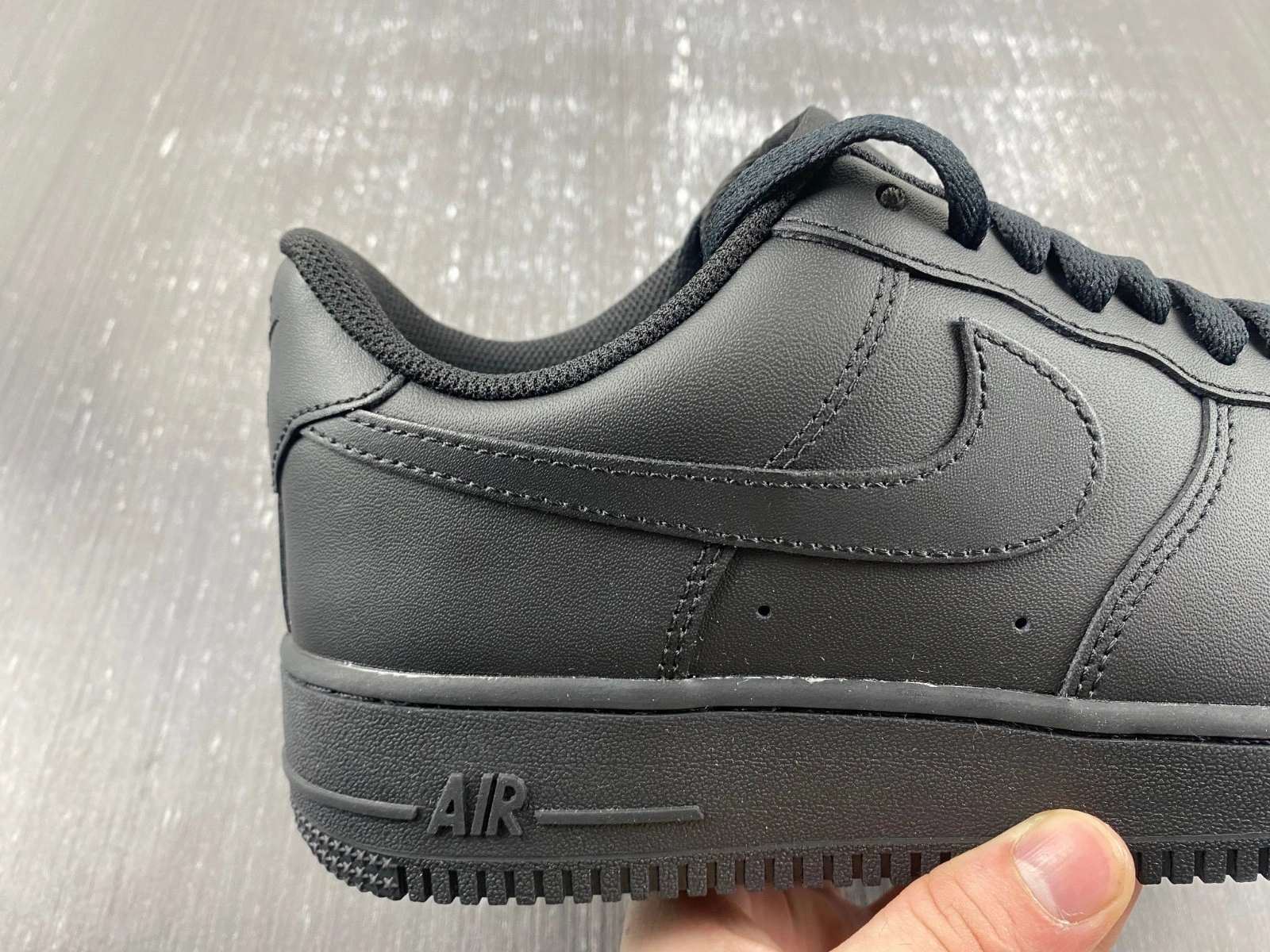 Nike Air Force 1 Low '07 'Triple Black' CW2288-001