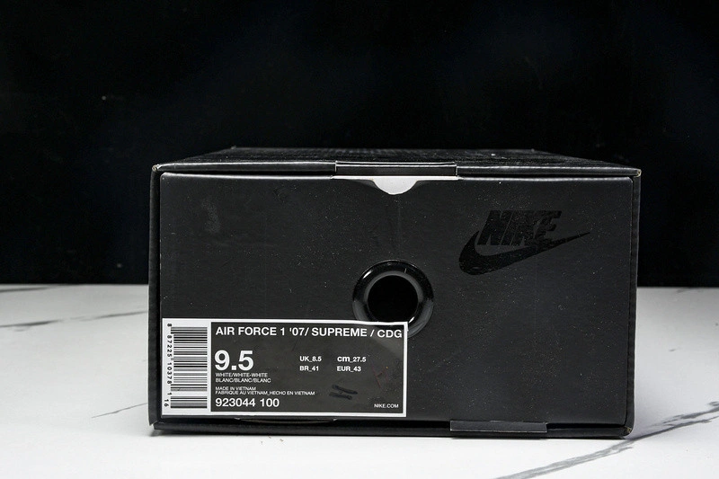 Nike Air Force 1 Low Supreme Comme des Garcons Shirt   923044-100