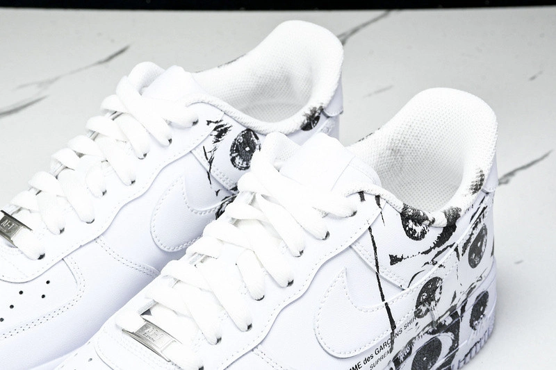 Nike Air Force 1 Low Supreme Comme des Garcons Shirt   923044-100