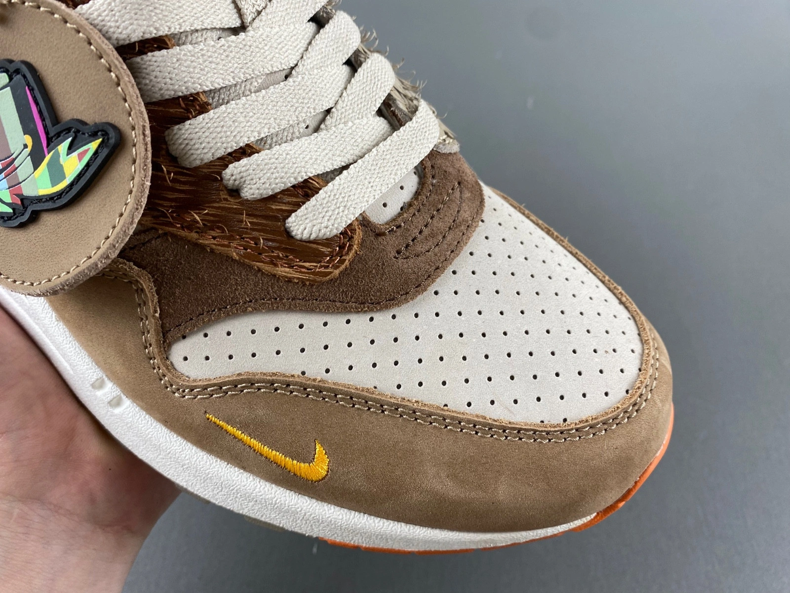 Nike Air Max 1 '87 Luxe University of Oregon PE (2024)  HQ2639-100