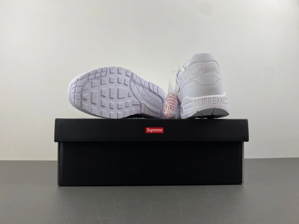 Nike Air Max 1 '87 SP Supreme Triple White HF8813-100