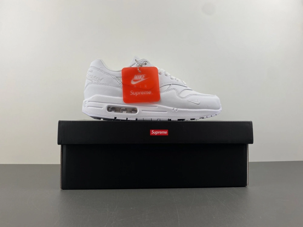 Nike Air Max 1 '87 SP Supreme Triple White HF8813-100
