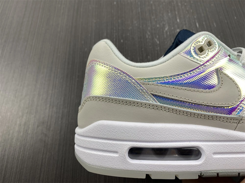 Nike Air Max 1 AMD La Ville Lumière (W)  DQ9326-100