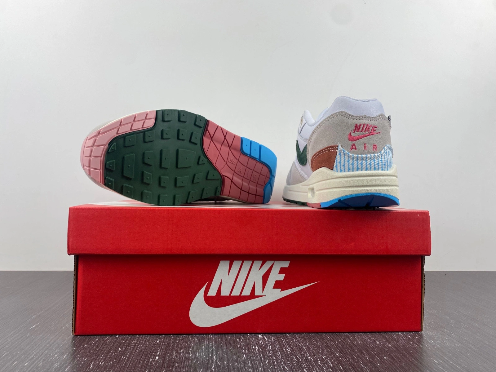 Nike Air Max 1 'All Petals United' | FQ0256-131
