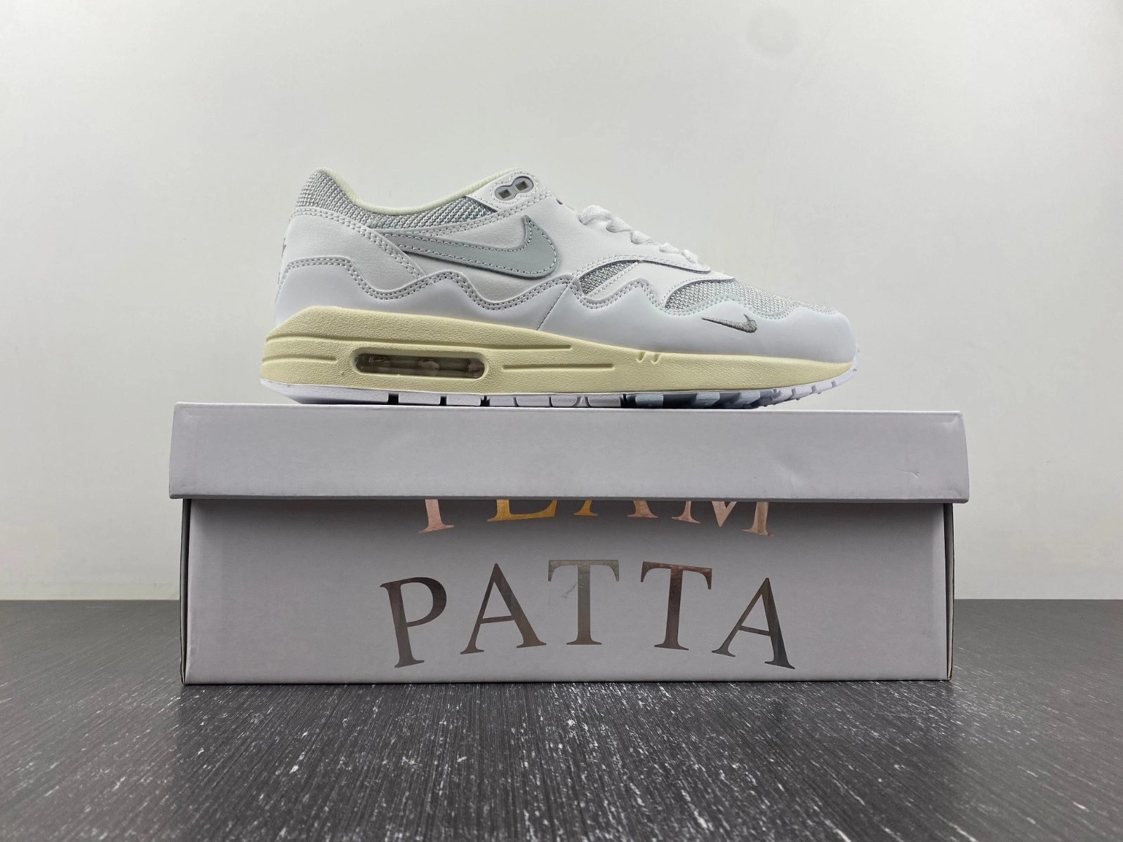 Nike Air Max 1 Patta Waves White - DQ0299-100