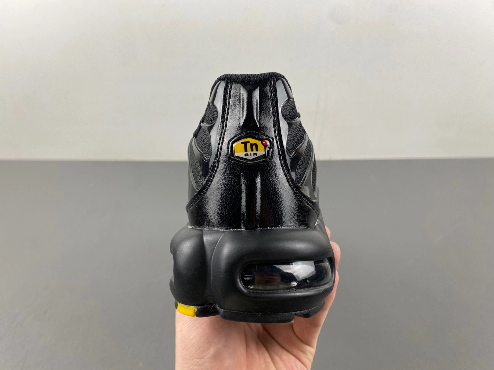 Nike Air Max Plus Triple Black Men's 604133-050