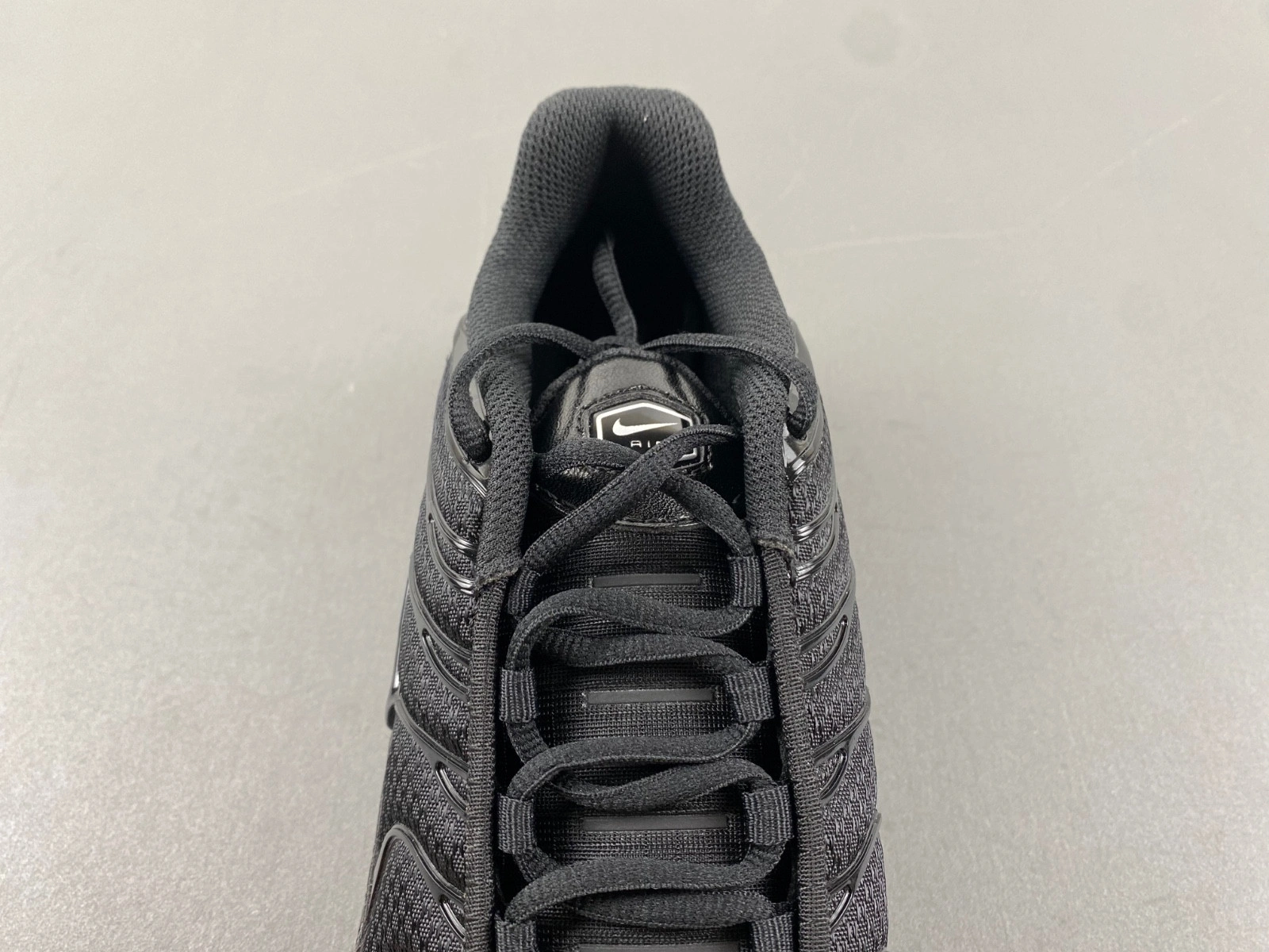 Nike Air Max Plus Triple Black Men's 604133-050
