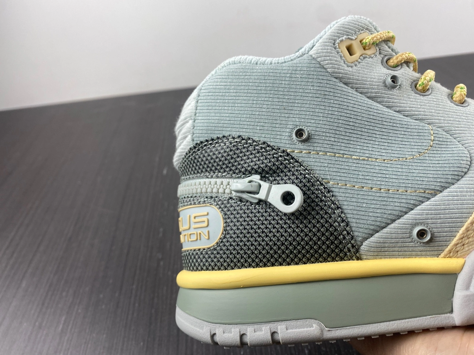 Nike Air Trainer 1 SP Travis Scott Grey Haze  DR7515-001
