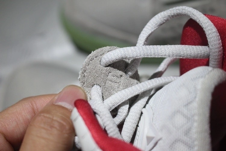 Nike Air Yeezy 2 Pure Platinum  508214-010