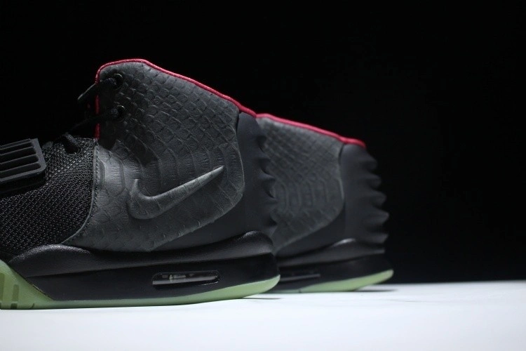 Nike Air Yeezy 2 Solar Red  508214-006