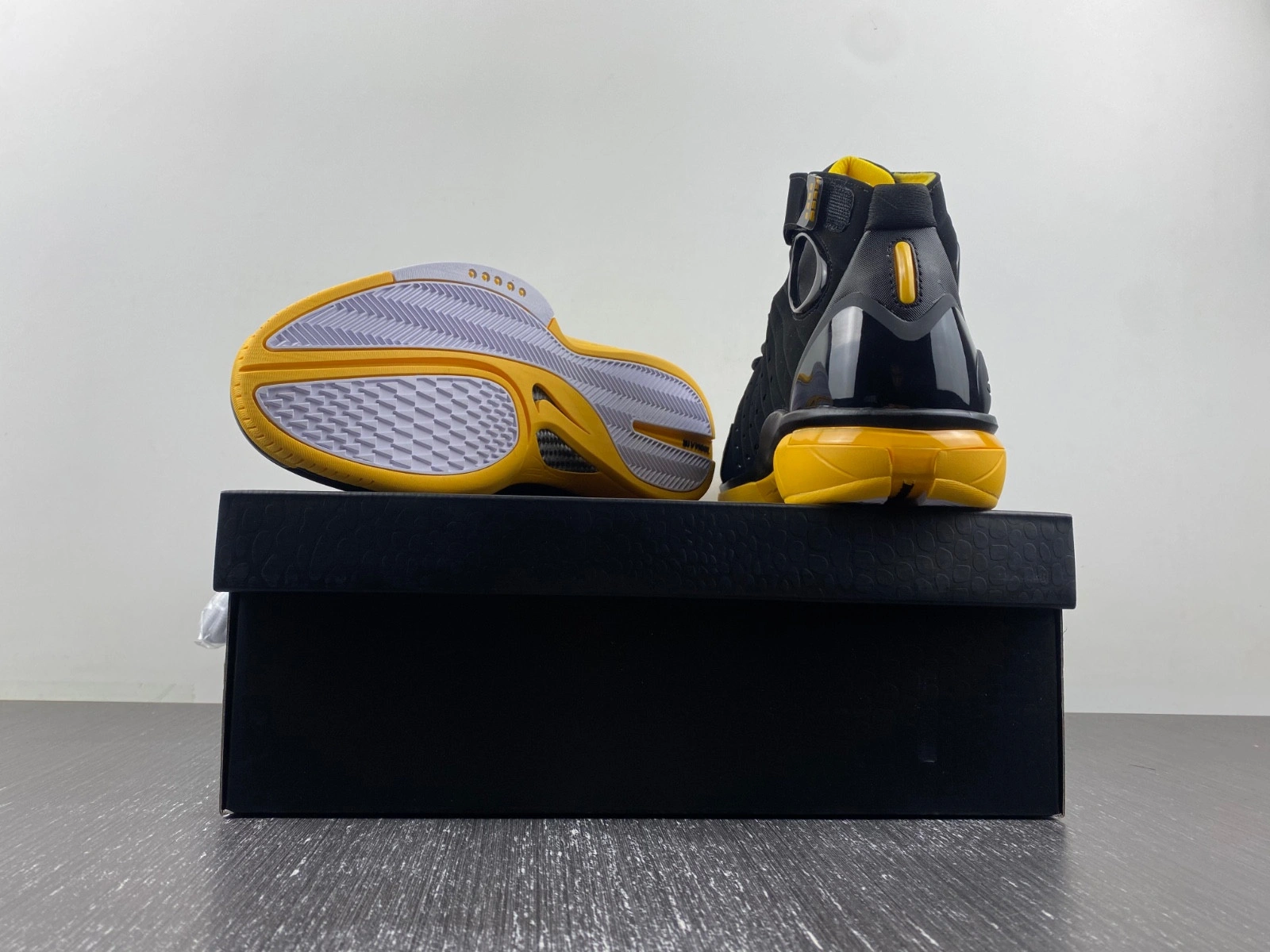Nike Air Zoom Huarache 2K4 'Olympics' 308475-400