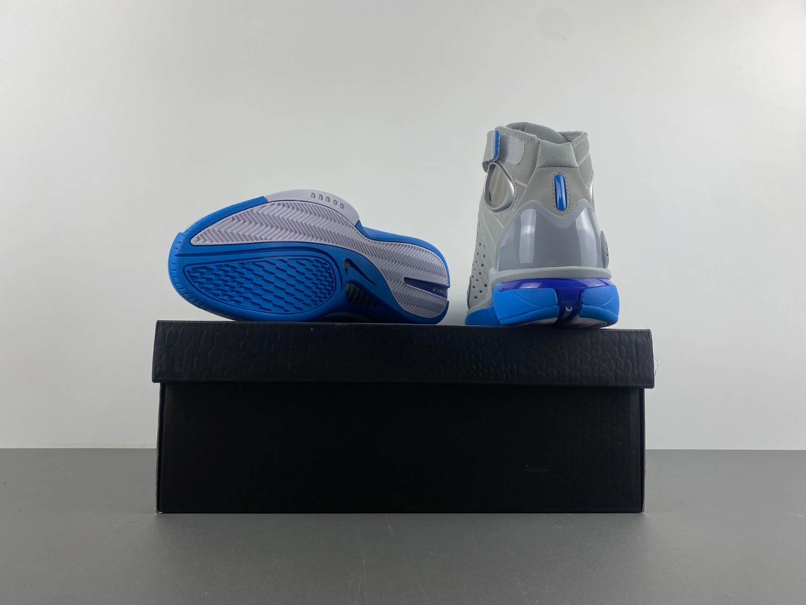 Nike Air Zoom Huarache 2K4 Wolf Grey Uni Blue Men's 308475-002