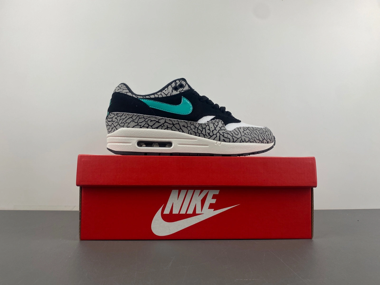 Nike Atmos x Air Max 1 Retro 2017 Elephant 908366-001