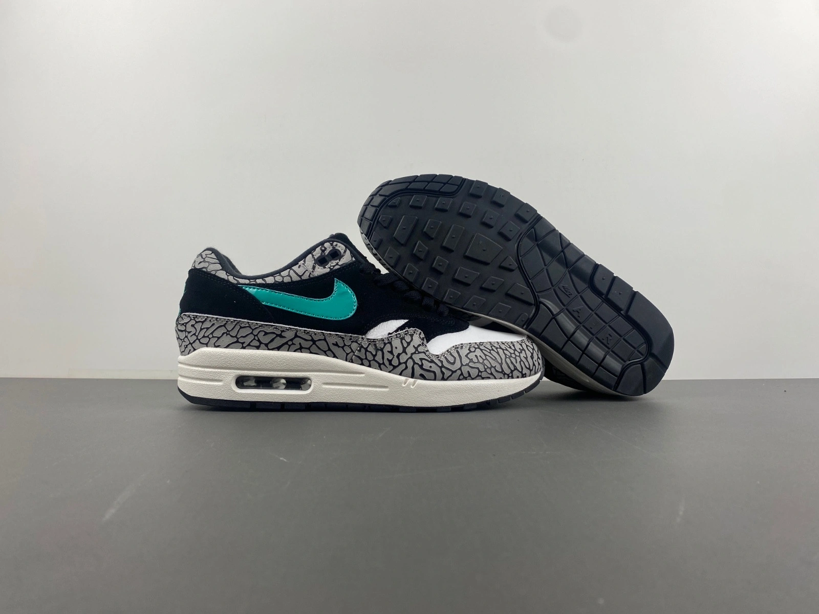 Nike Atmos x Air Max 1 Retro 2017 Elephant 908366-001