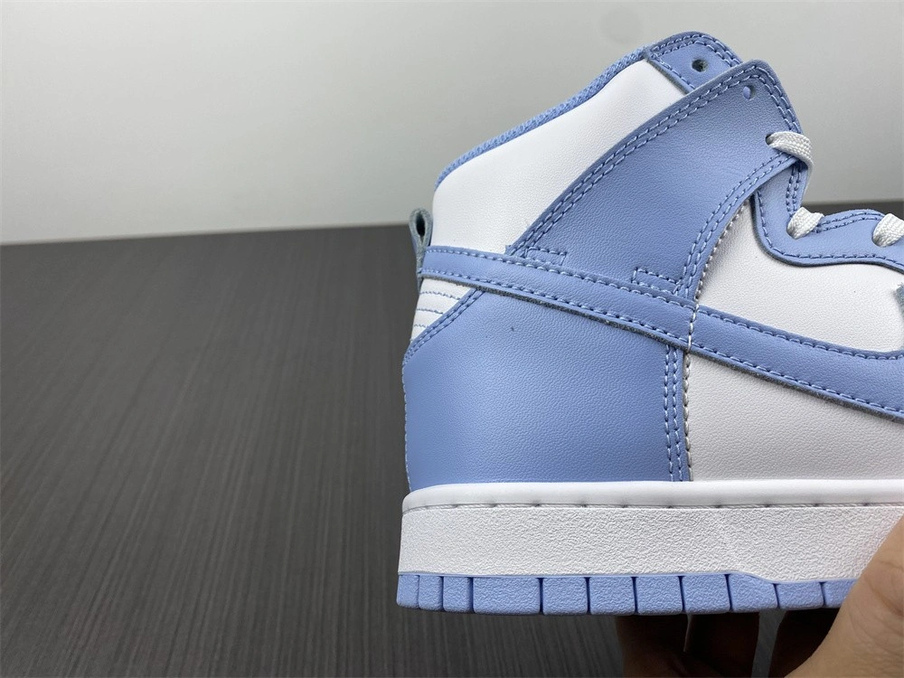 Nike Dunk High Aluminum WMNS DD1869-107