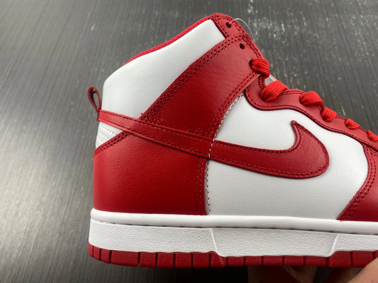 Nike Dunk High Championship White Red  DD1399-106