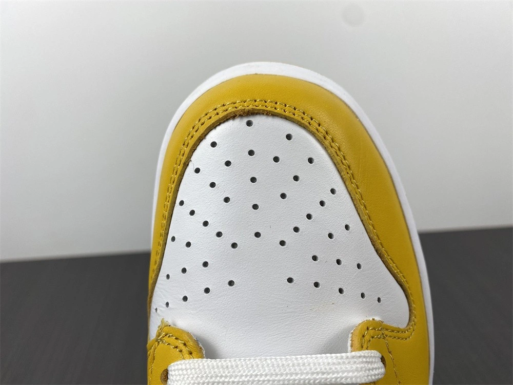 Nike Dunk High Dark Sulfur (W) - DD1869-106