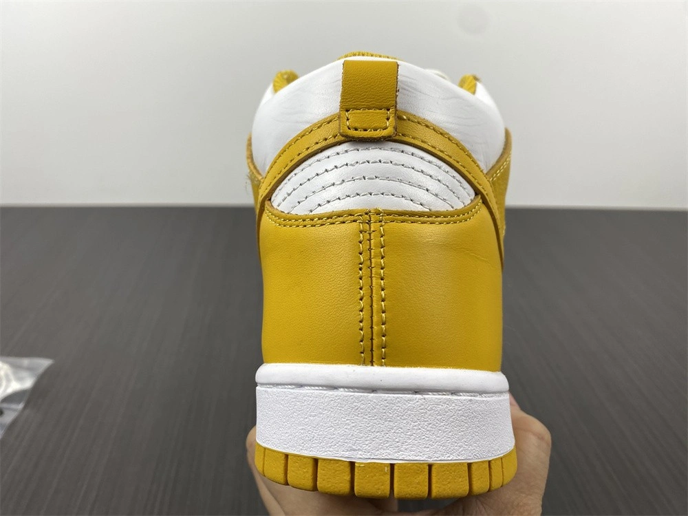 Nike Dunk High Dark Sulfur (W) - DD1869-106