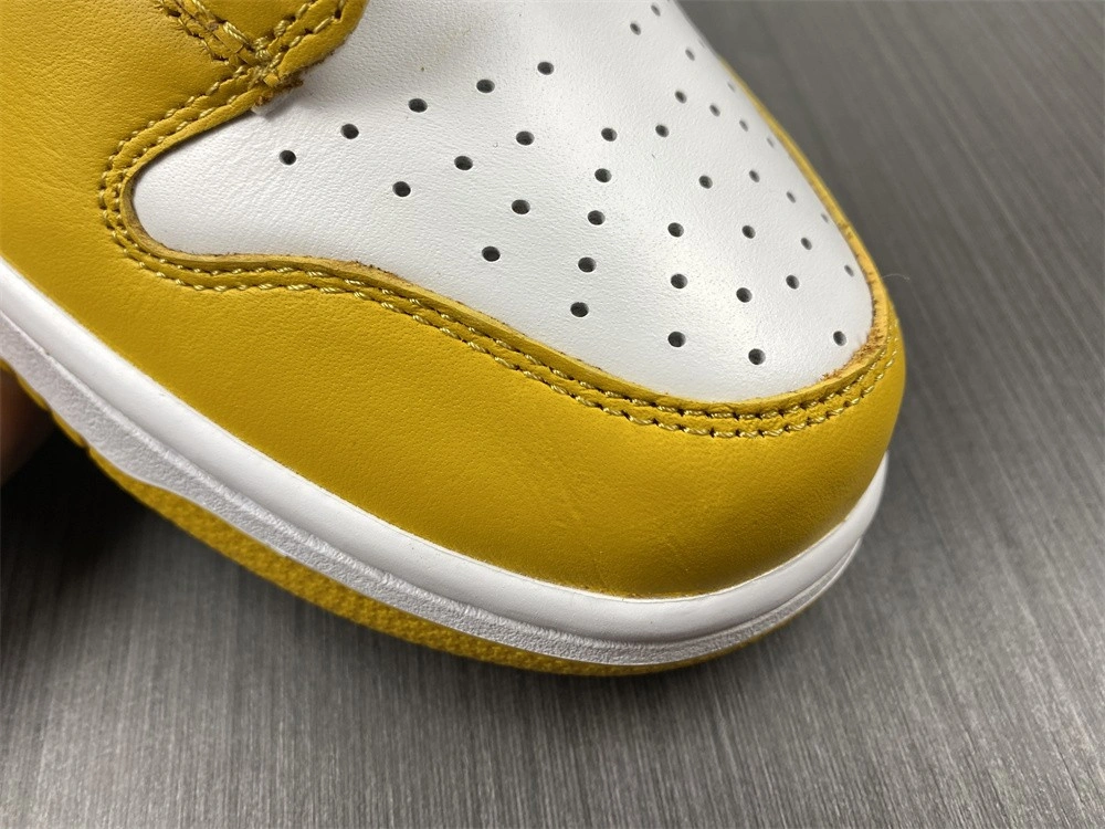Nike Dunk High Dark Sulfur (W) - DD1869-106