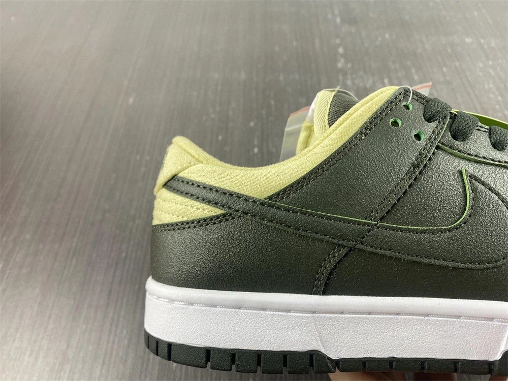 Nike Dunk Low Avocado (W) - DM7606-300