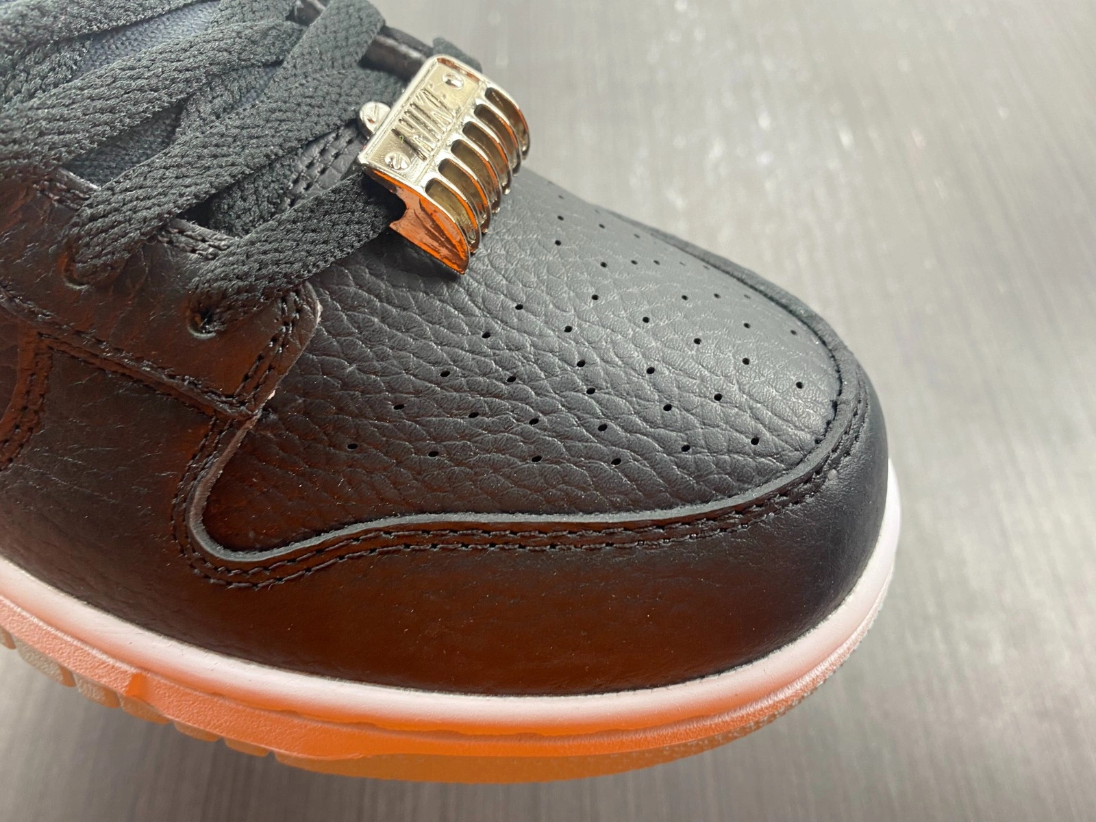 Nike Dunk Low Barber Shop Black DH7614-001