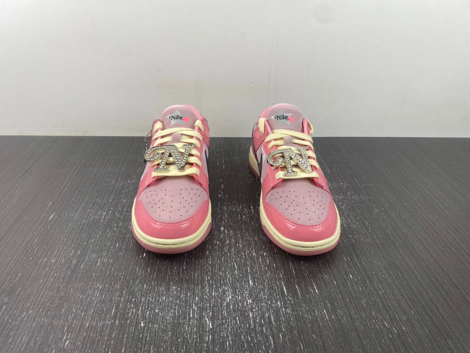 Nike Dunk Low “Barbie”  FN8927-621