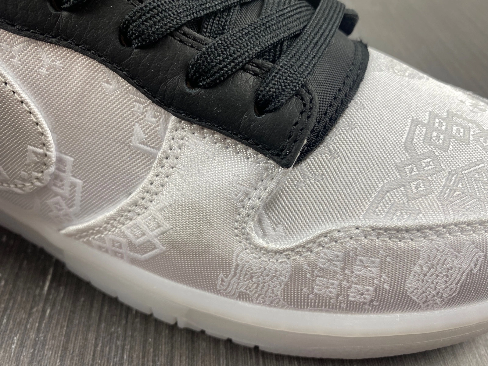 Nike Dunk Low CLOT x fragment   FN0315-110