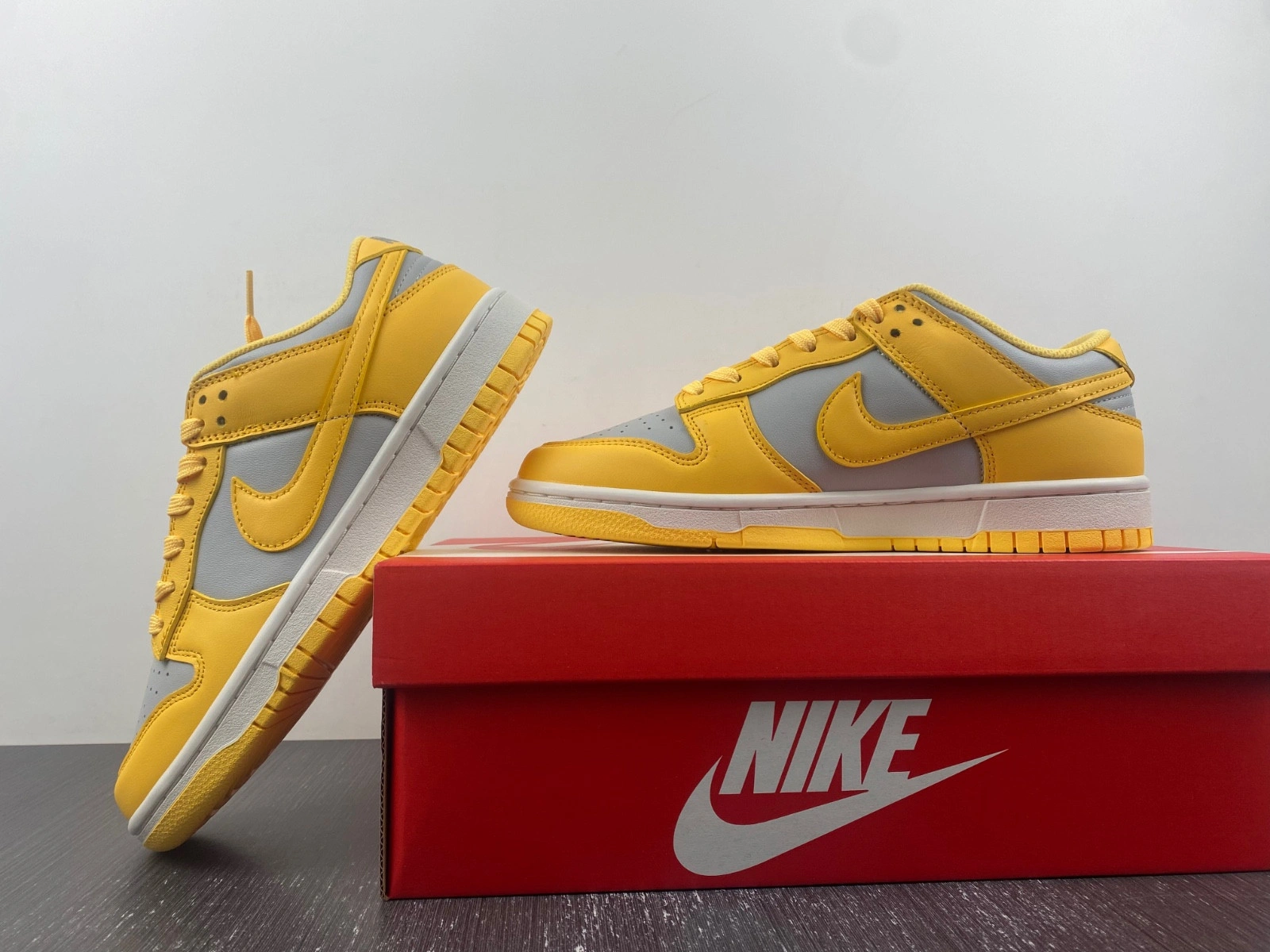 Nike Dunk Low Citron Pulse (Women's) - DD1503-002