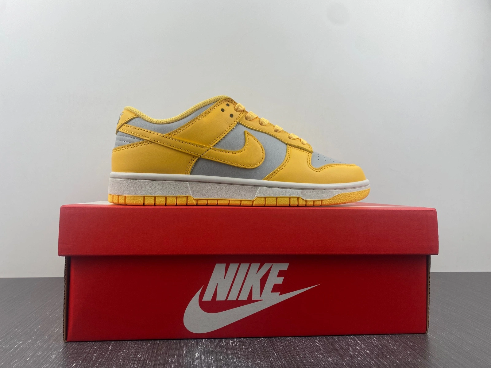 Nike Dunk Low Citron Pulse (Women's) - DD1503-002