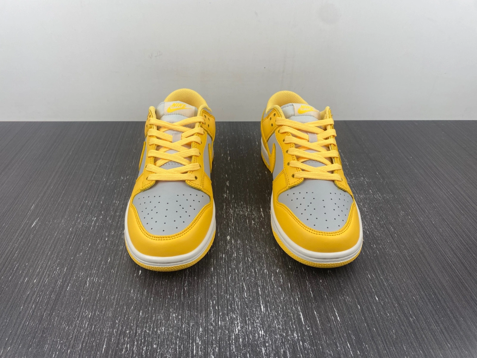 Nike Dunk Low Citron Pulse (Women's) - DD1503-002