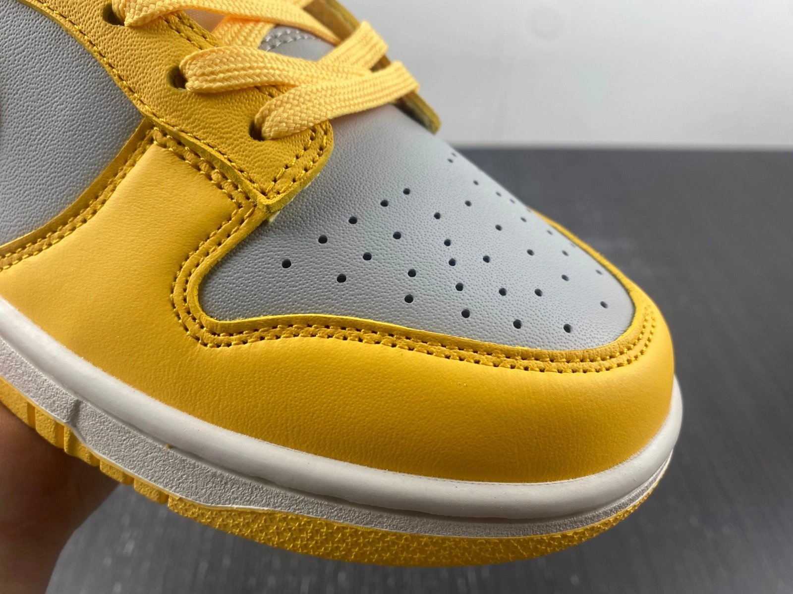 Nike Dunk Low Citron Pulse (Women's) - DD1503-002