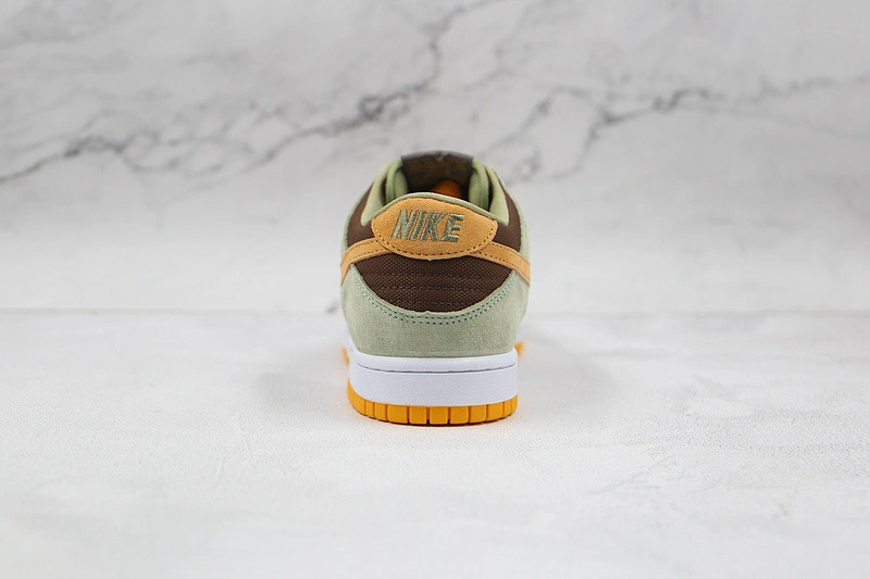 Nike Dunk Low Dusty Olive - DH5360-300