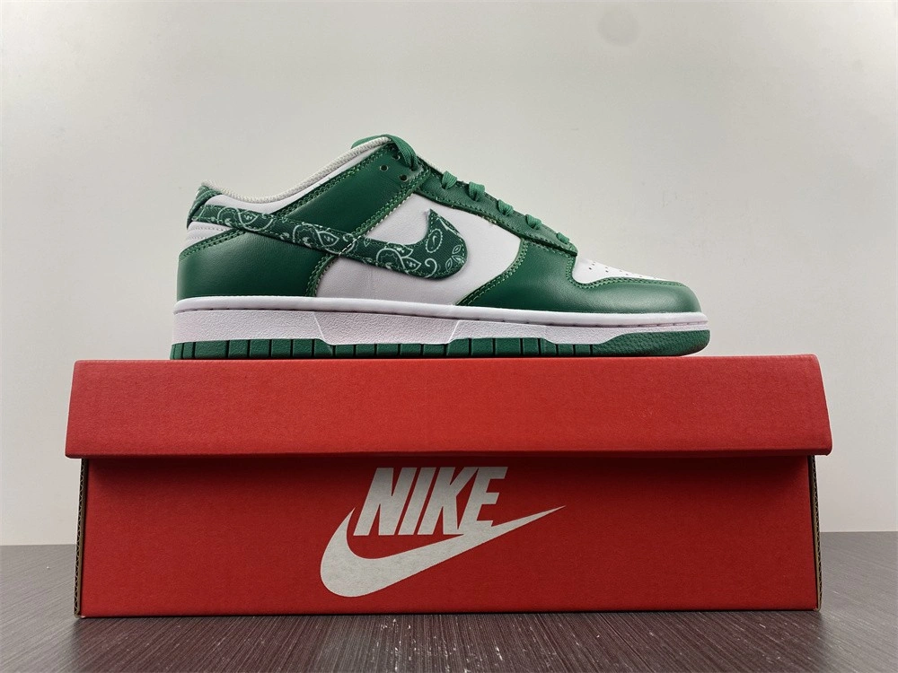 Nike Dunk Low Essential Paisley Pack Green (W) DH4401-102
