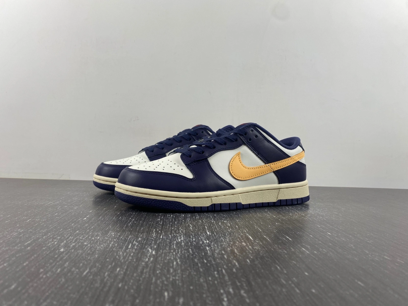 Nike Dunk Low "From Nike To You" FV8106-181