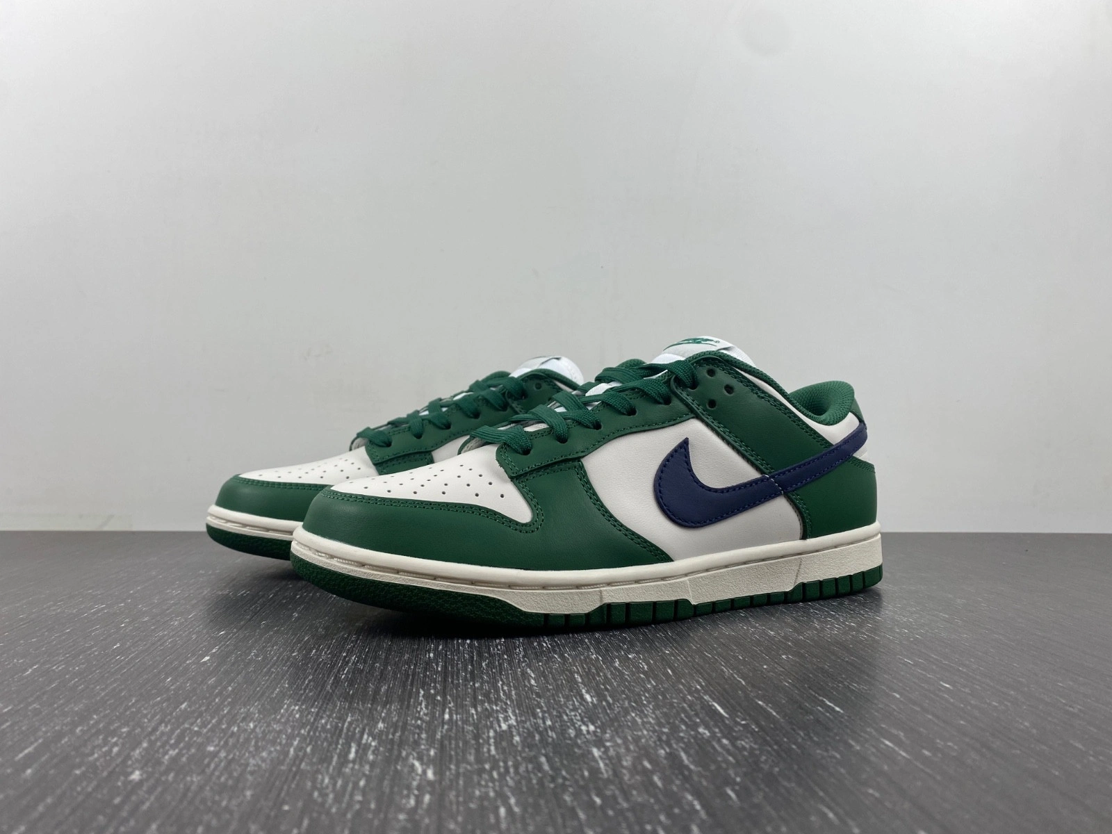 Nike Dunk Low "Gorge Green Navy" DD1503-300