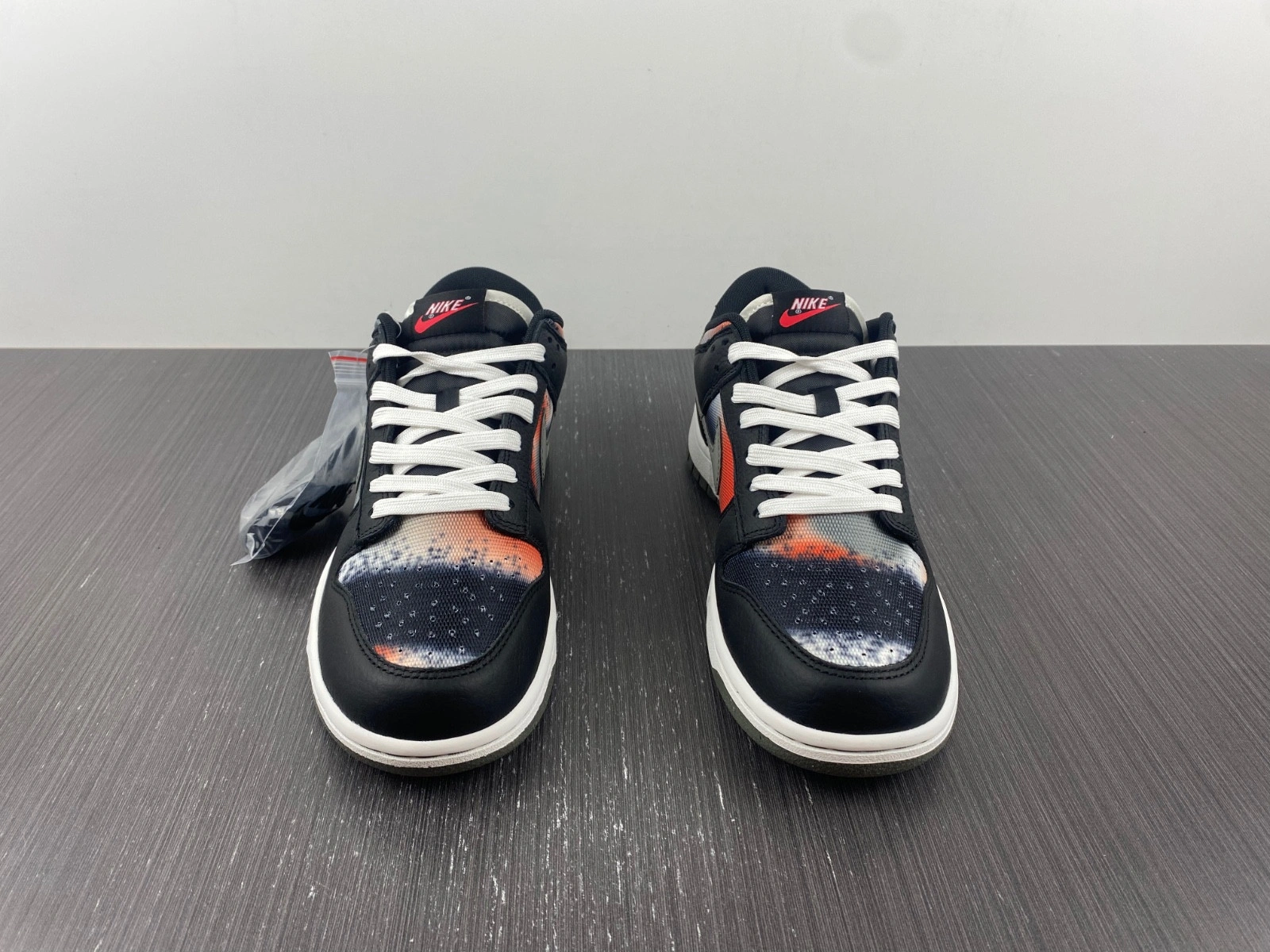 Nike Dunk Low Graffiti Black Red - DM0108-001