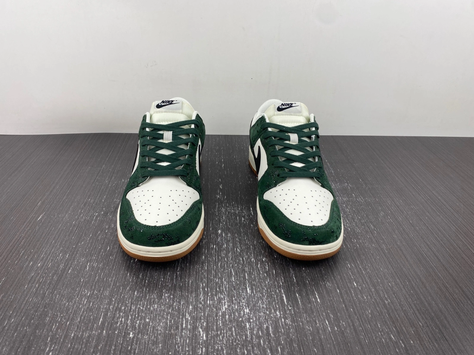 Nike Dunk Low Green Snake FQ8893-397