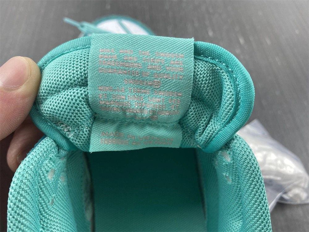 Nike Dunk Low Green Snakeskin DR8577-300