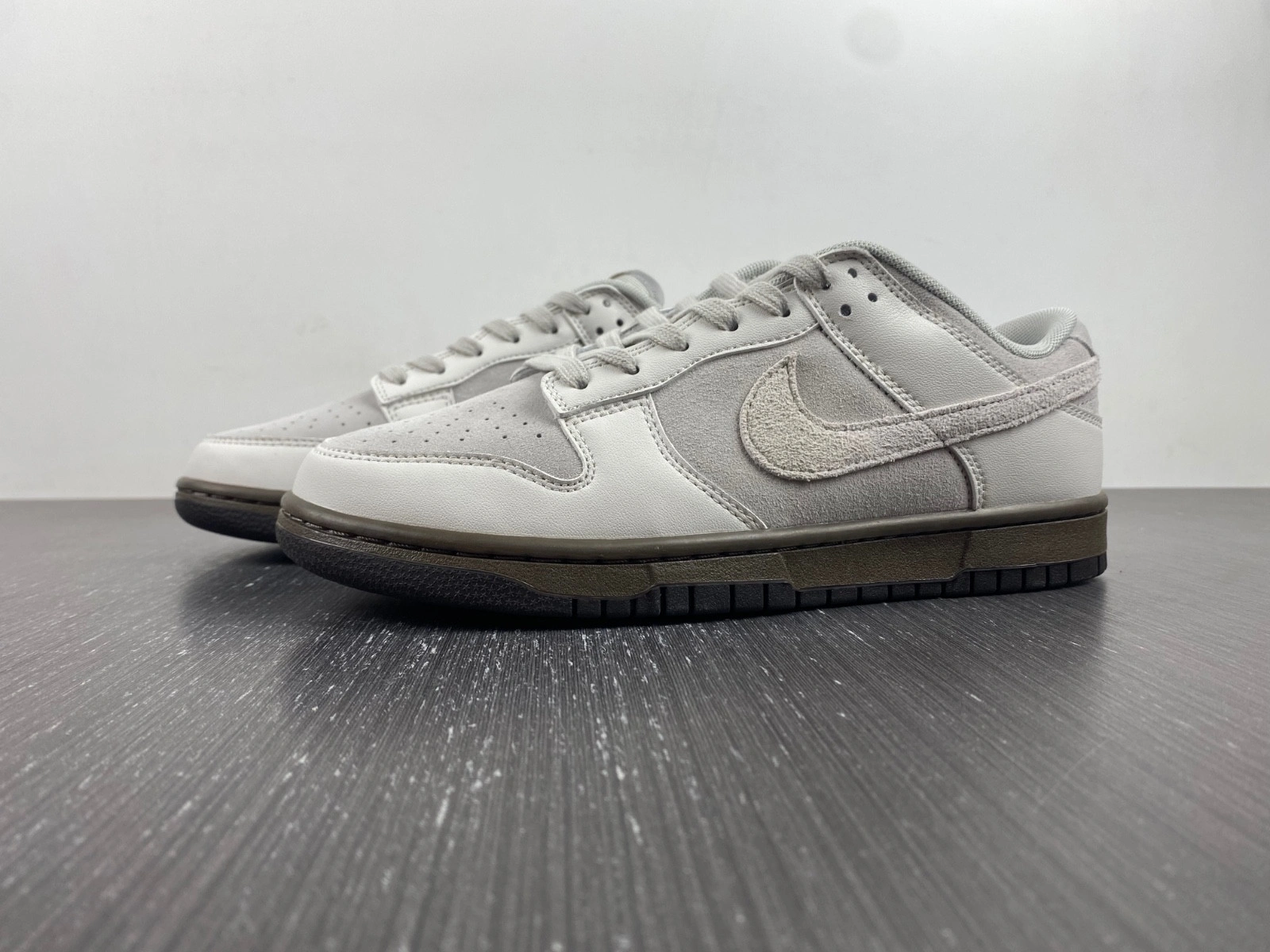 Nike Dunk Low Ironstone - FD9746-001