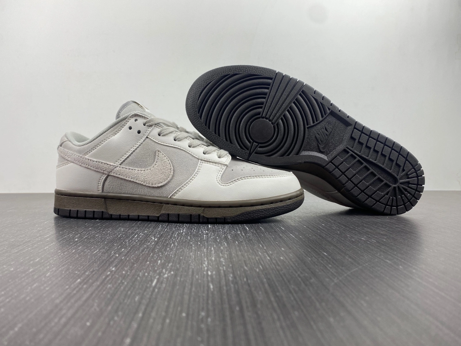 Nike Dunk Low Ironstone - FD9746-001