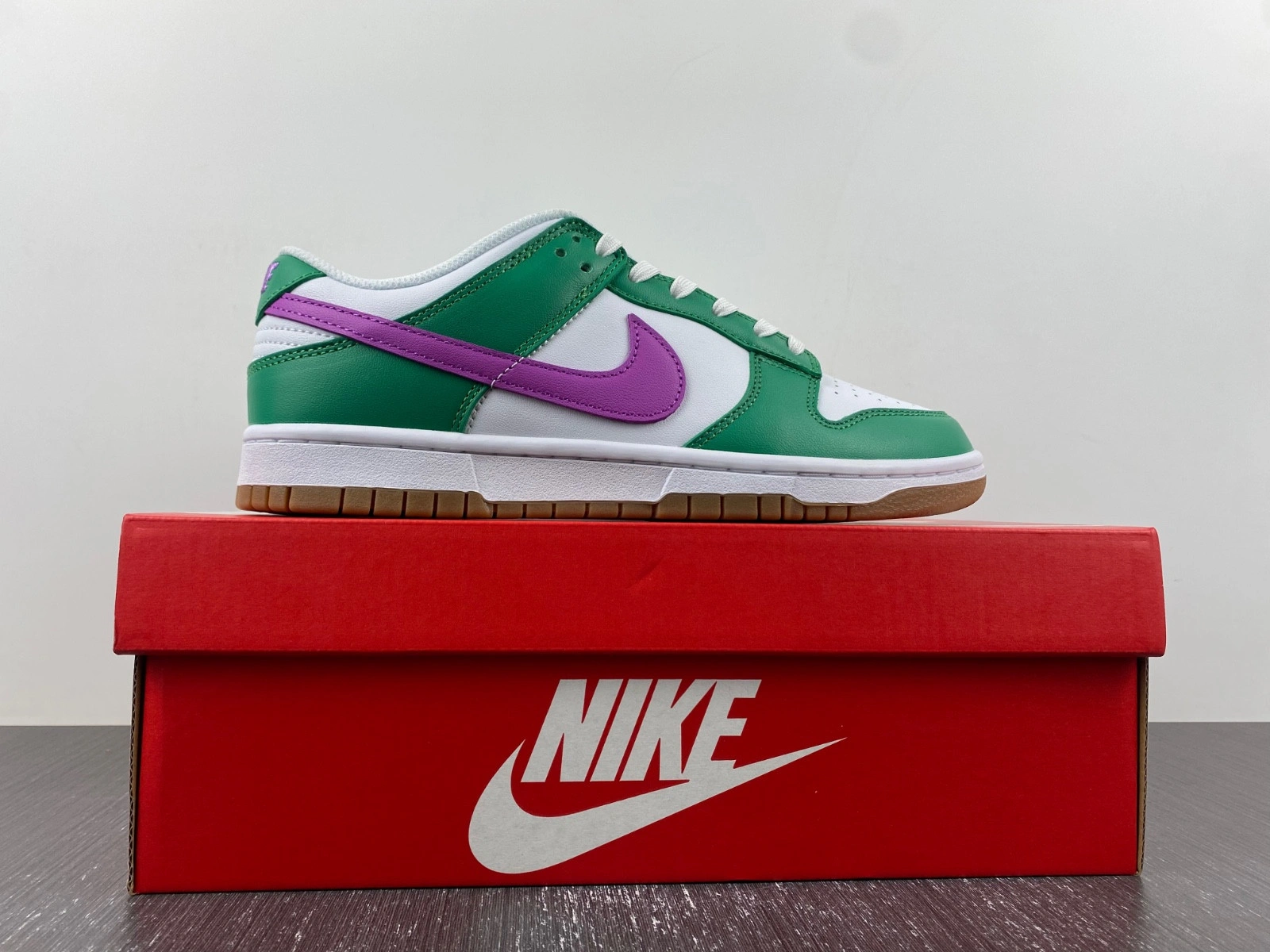 Nike Dunk Low 
